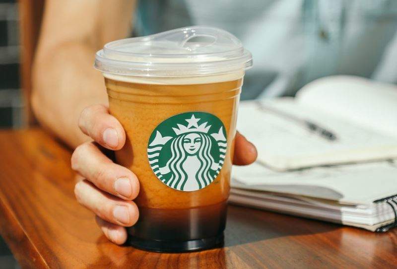 Starbucks to begin paper straw trial