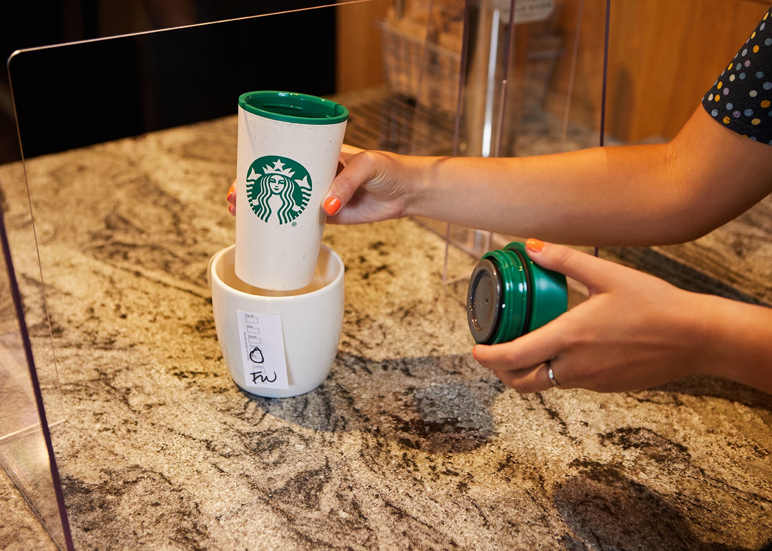Starbucks To Reintroduce Personal Reusable Cups Scheme In Us Starbucks To Reintroduce Personal Reusable Cups Scheme In Us