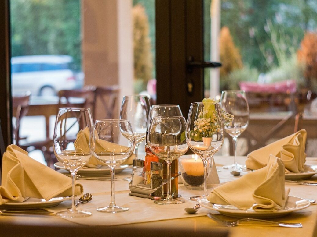 Aramark; Starr Restaurants