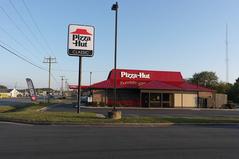 Tasty Hut acquires 27 franchised Pizza Hut restaurants