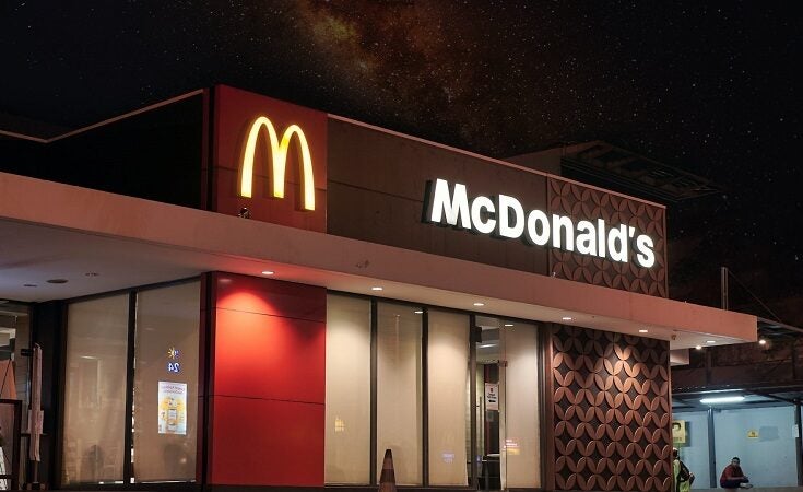 Photo of McDonald’s to discontinue plastic straws and cutlery across Japan
