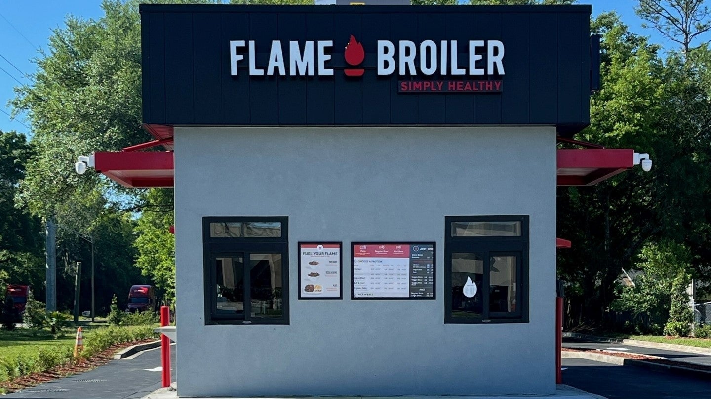 Flame Broiler opens first double drivethrough in Florida