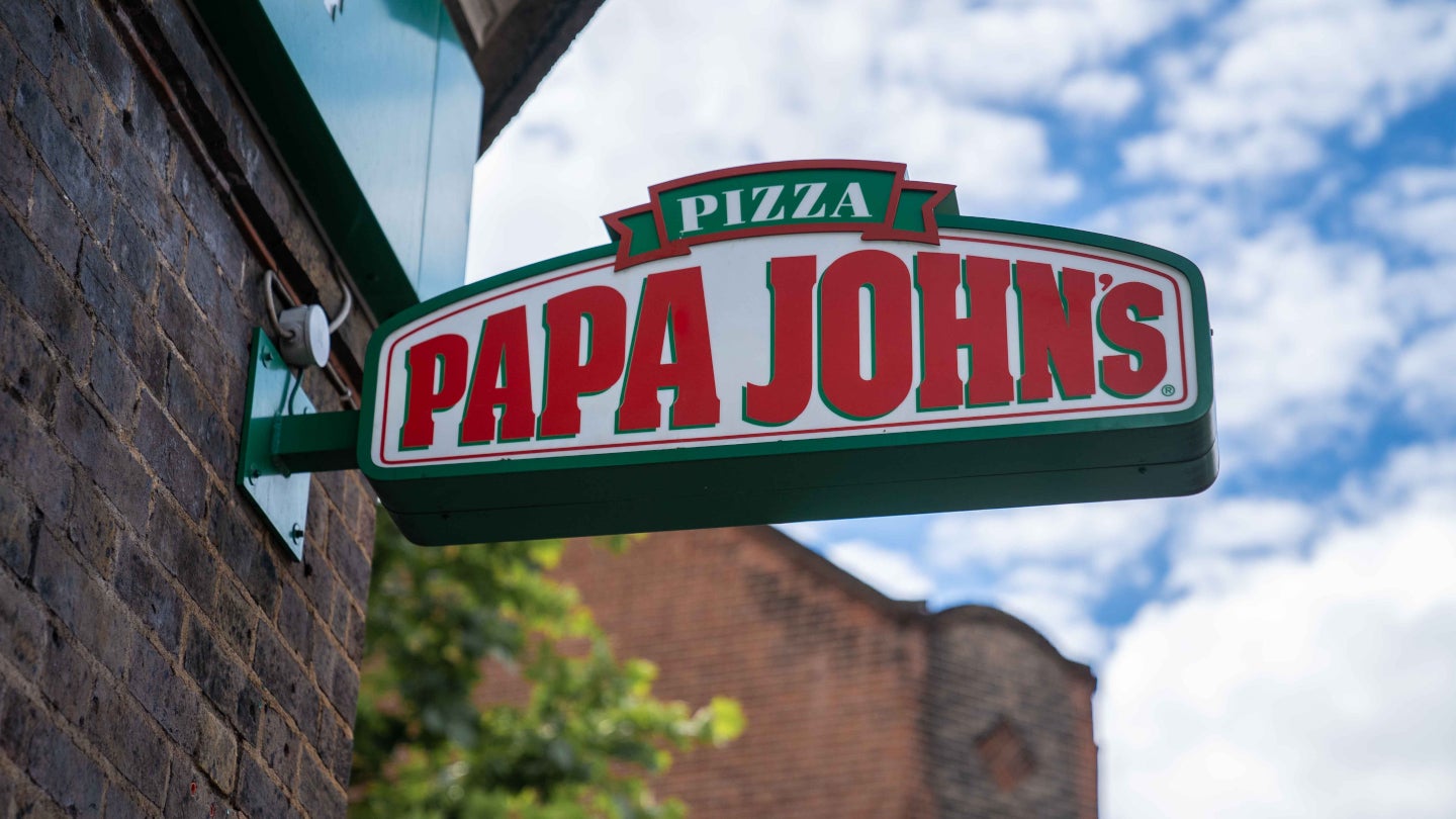 Papa Johns enters 20‑store Northern Ireland franchise deal