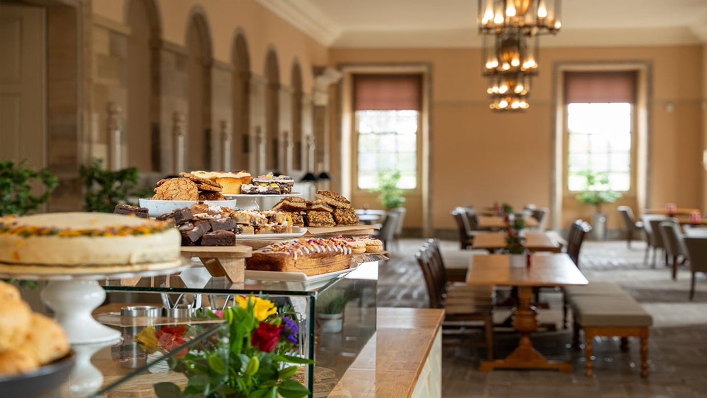 Hopetoun House renews five-year catering deal with Heritage Portfolio